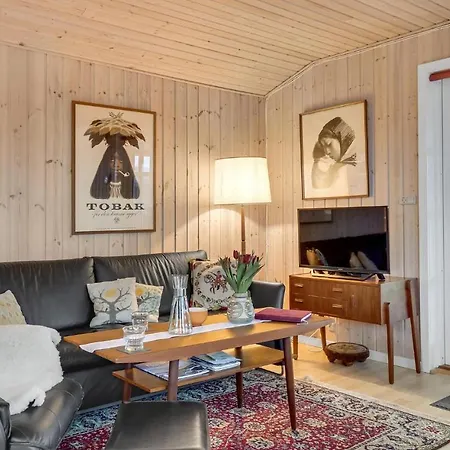 2 Bedroom Beautiful In